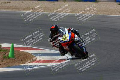 media/Apr-30-2023-CRA (Sun) [[020fcf5d43]]/Race 4-600 Supersport/